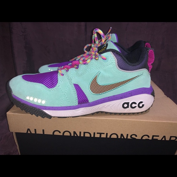 “DONATED” Nike Unisex “ACG Dog Mountain” Hiking/Sneaker/ Ankle Boot, Sz 10/ 8.5 - Picture 4 of 11